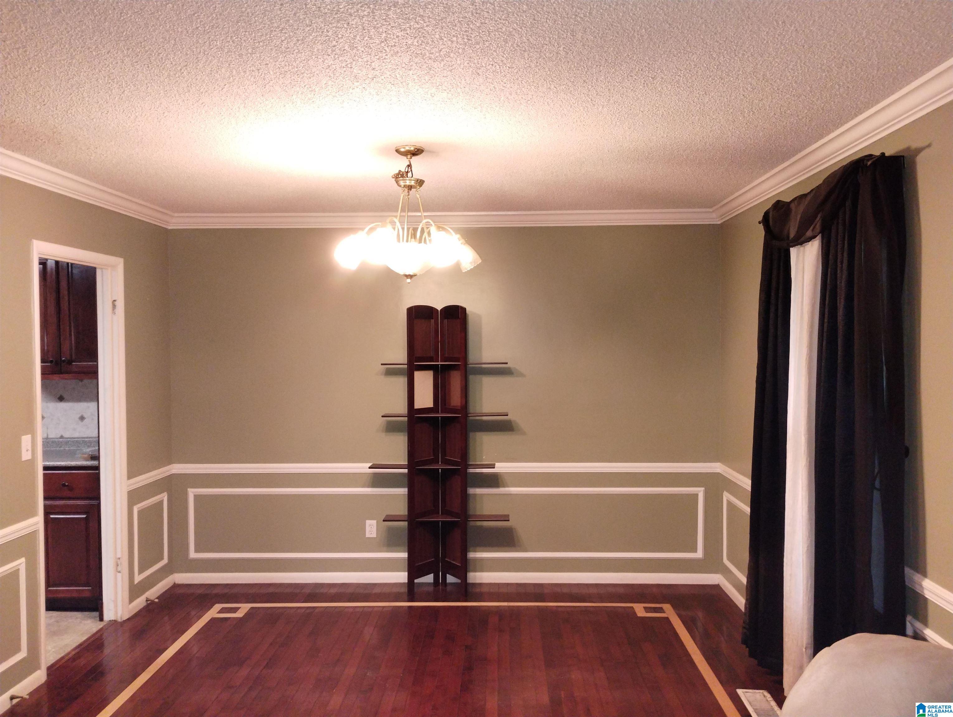 1829 Hamilton Road Pelham, AL 35124 - Photo 9 of 27
