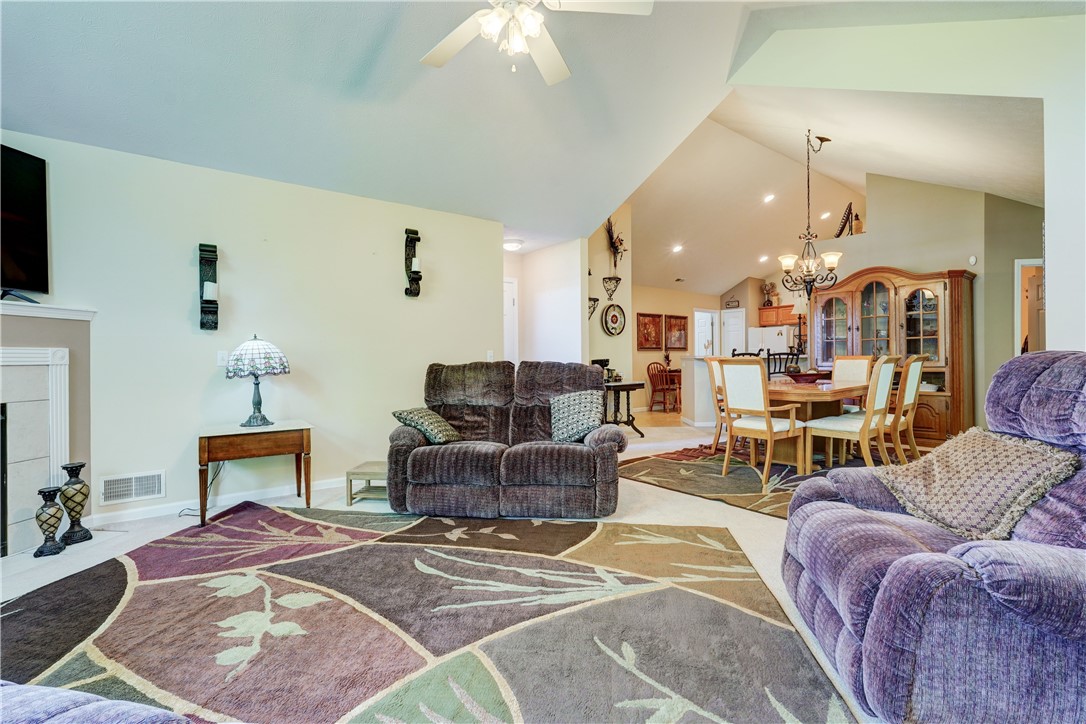 139 Maple Center Road Greece, NY 14468 - Photo 13 of 45