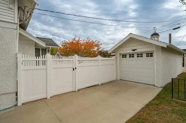 $269,900 | 1120 3rd Street Southeast, Rochester, MN 55904