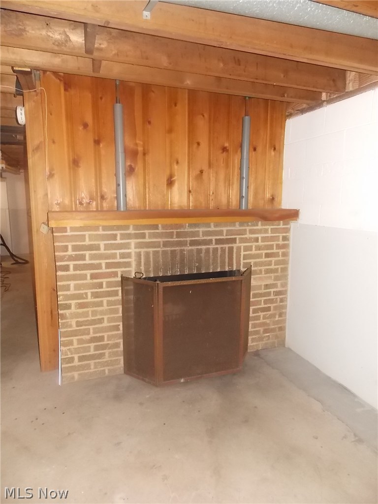 204 Taylor Road Barberton, OH 44203 - Photo 25 of 32 Gallery Image 25