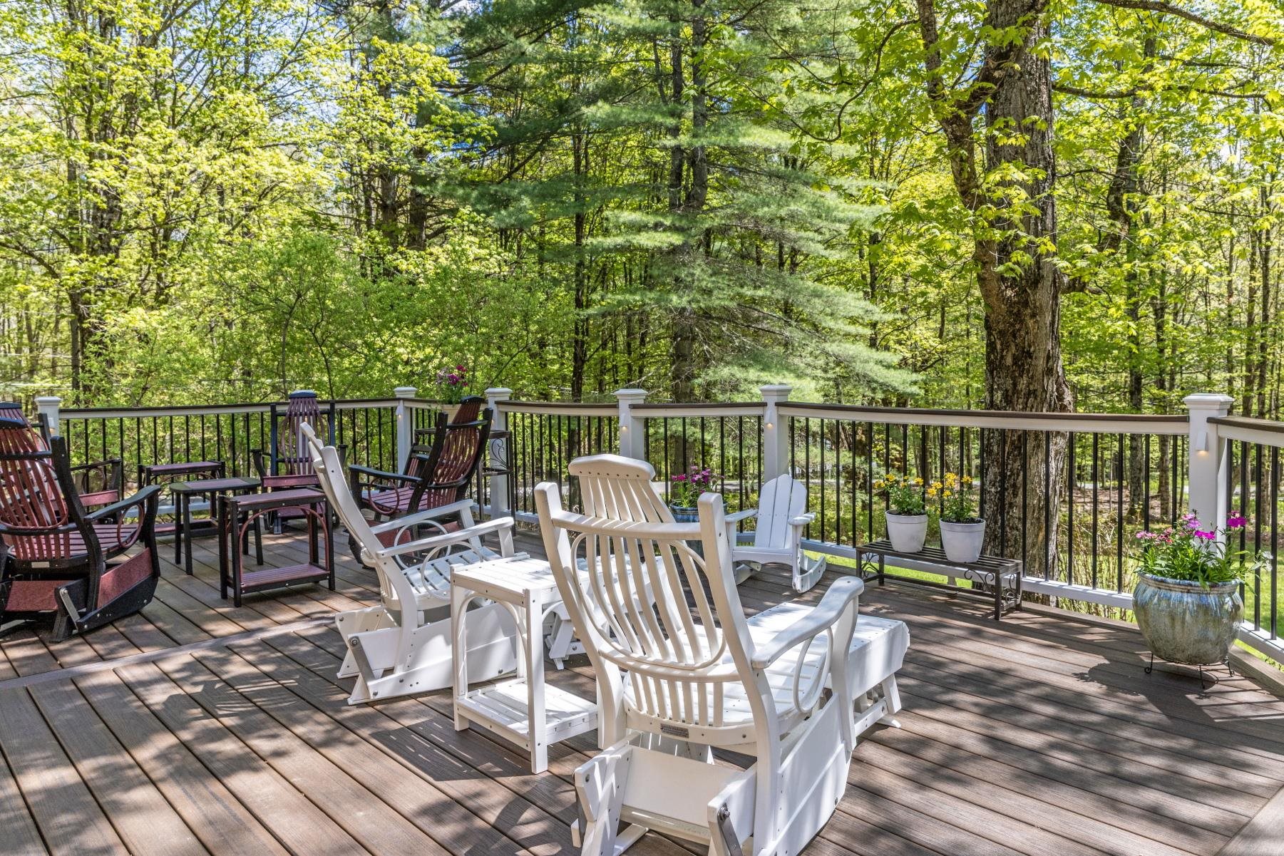 409 Hollow View Road Stowe, VT 05672 - Photo 7 of 38
