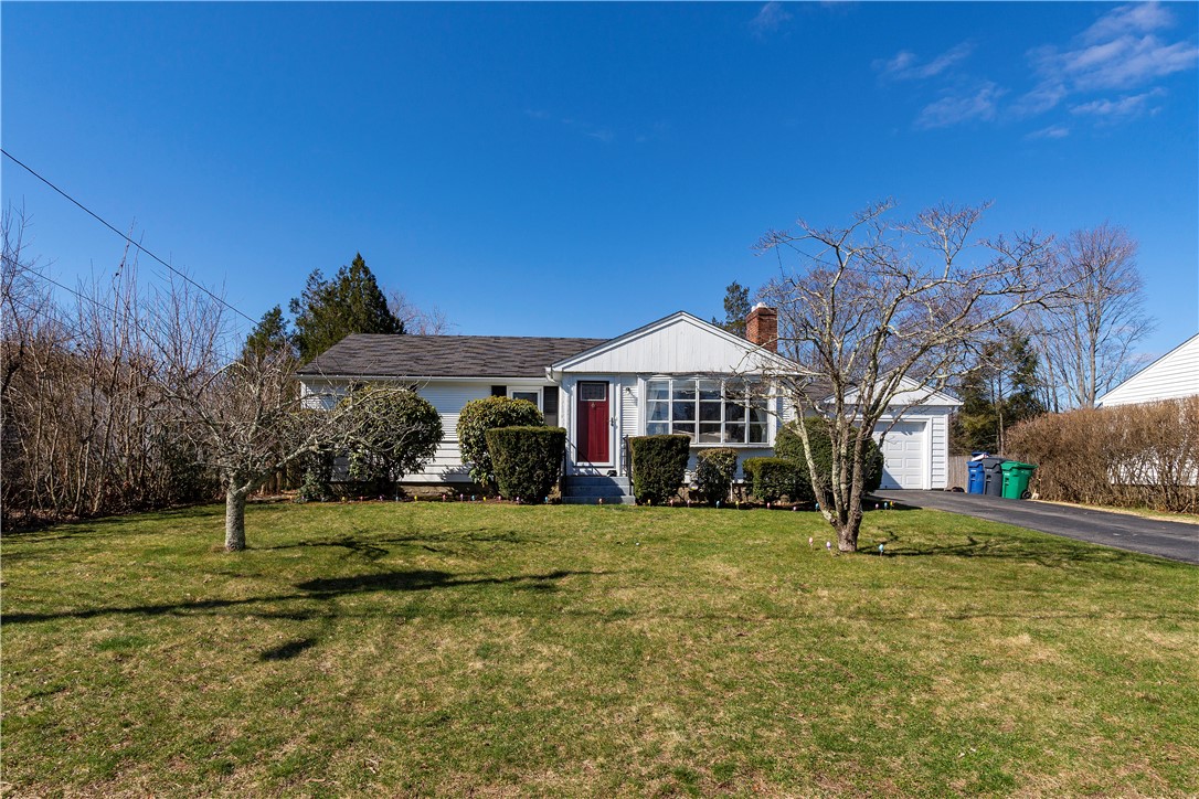 63 Deborah Road Warwick, RI 02888 - Photo 1 of 47