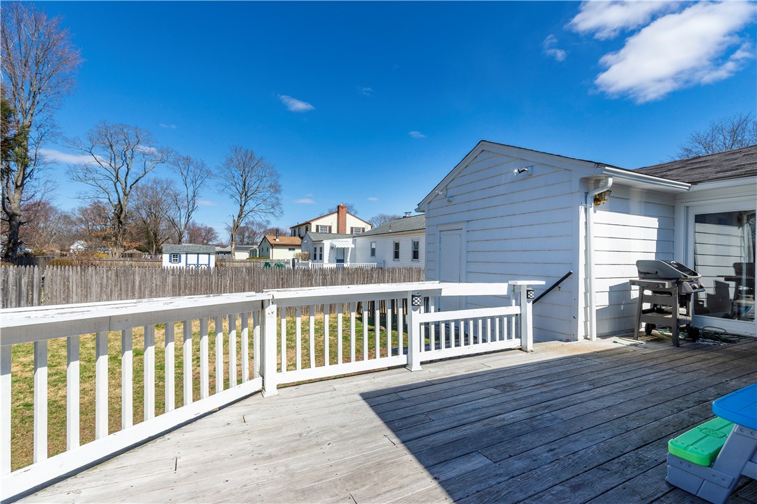 63 Deborah Road Warwick, RI 02888 - Photo 42 of 47