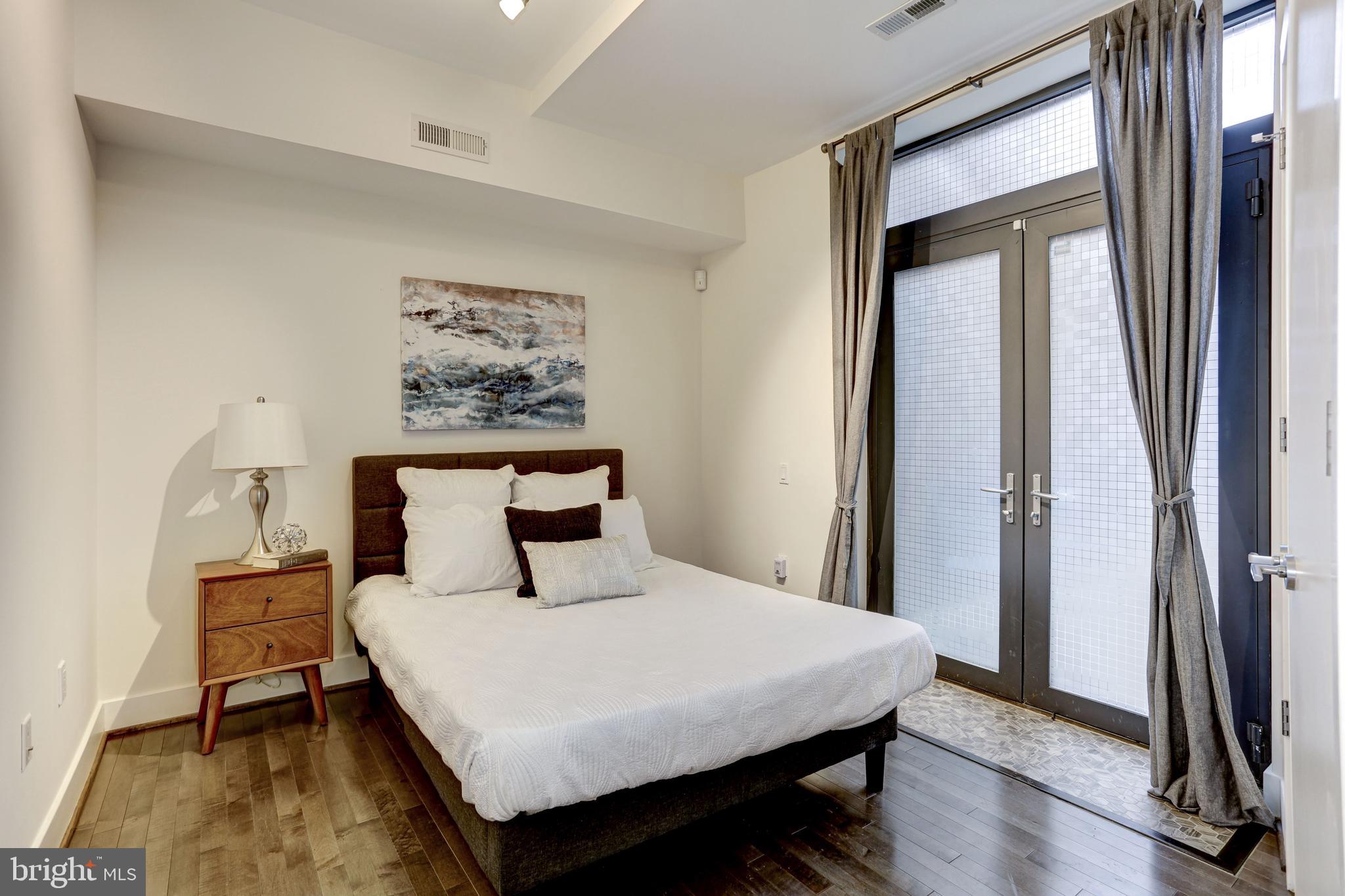 2426 Ontario Road Northwest, Unit 203 Washington, DC 20009 - Photo 16 of 34 Gallery Image 16