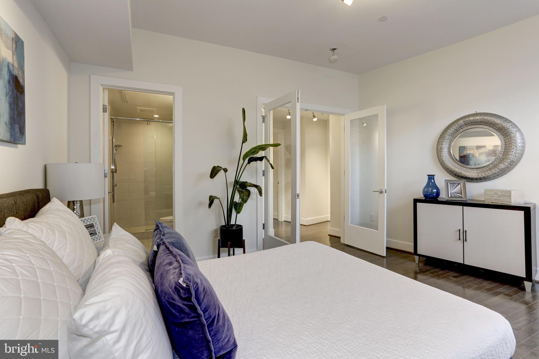 2426 Ontario Road Northwest, Unit 203 Washington, DC 20009 - Photo 20 of 34 Gallery Image 20