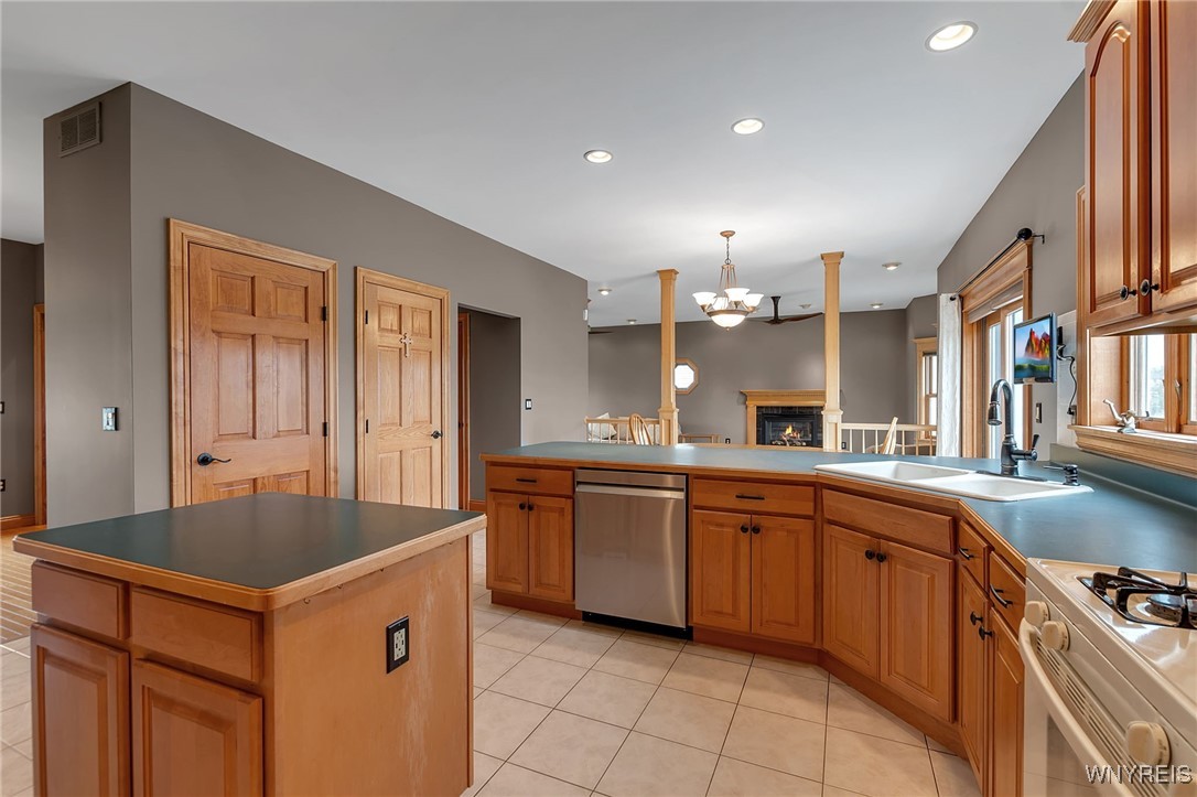 7275 Ridgeview Drive West Pendleton, NY 14120 - Photo 15 of 50