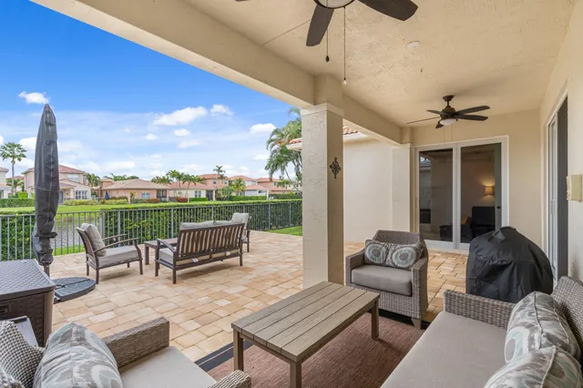 $1,175,000 | 117 Via Condado Way, Palm Beach Gardens, FL 33418