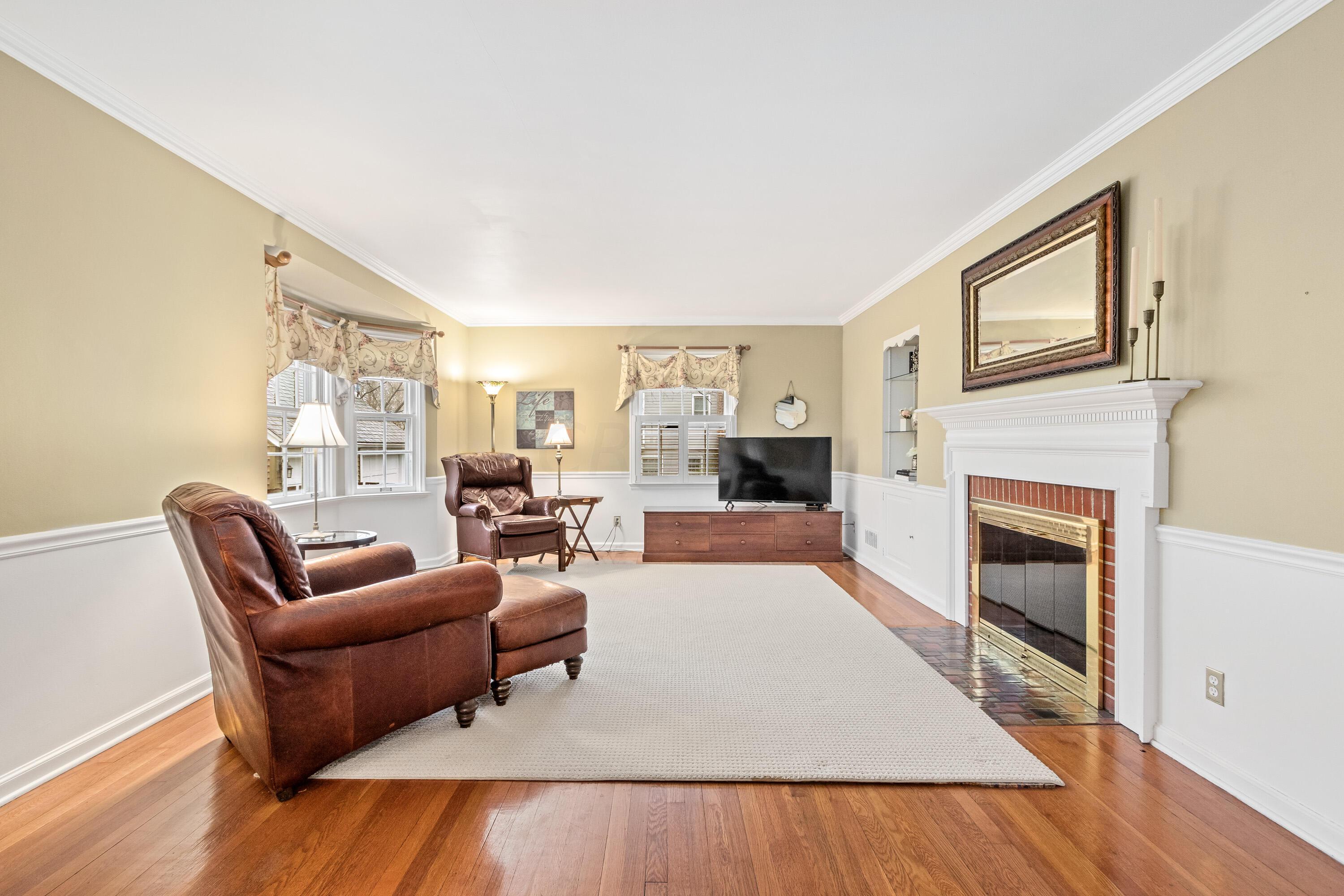 151 West Beaumont Road Columbus, OH 43214 - Photo 4 of 33 151 West Beaumont Road-17.jpg-FULL