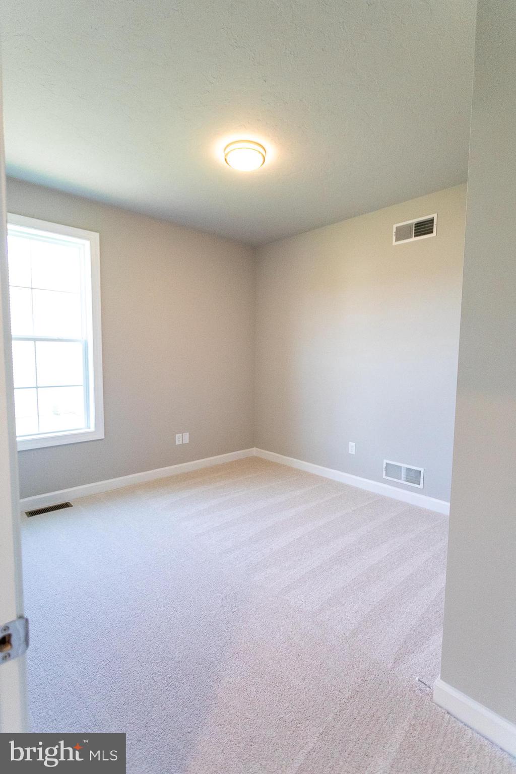 86 Lobell Road, Unit 14 Abbottstown, PA 17301 - Photo 12 of 40 Gallery Image 12