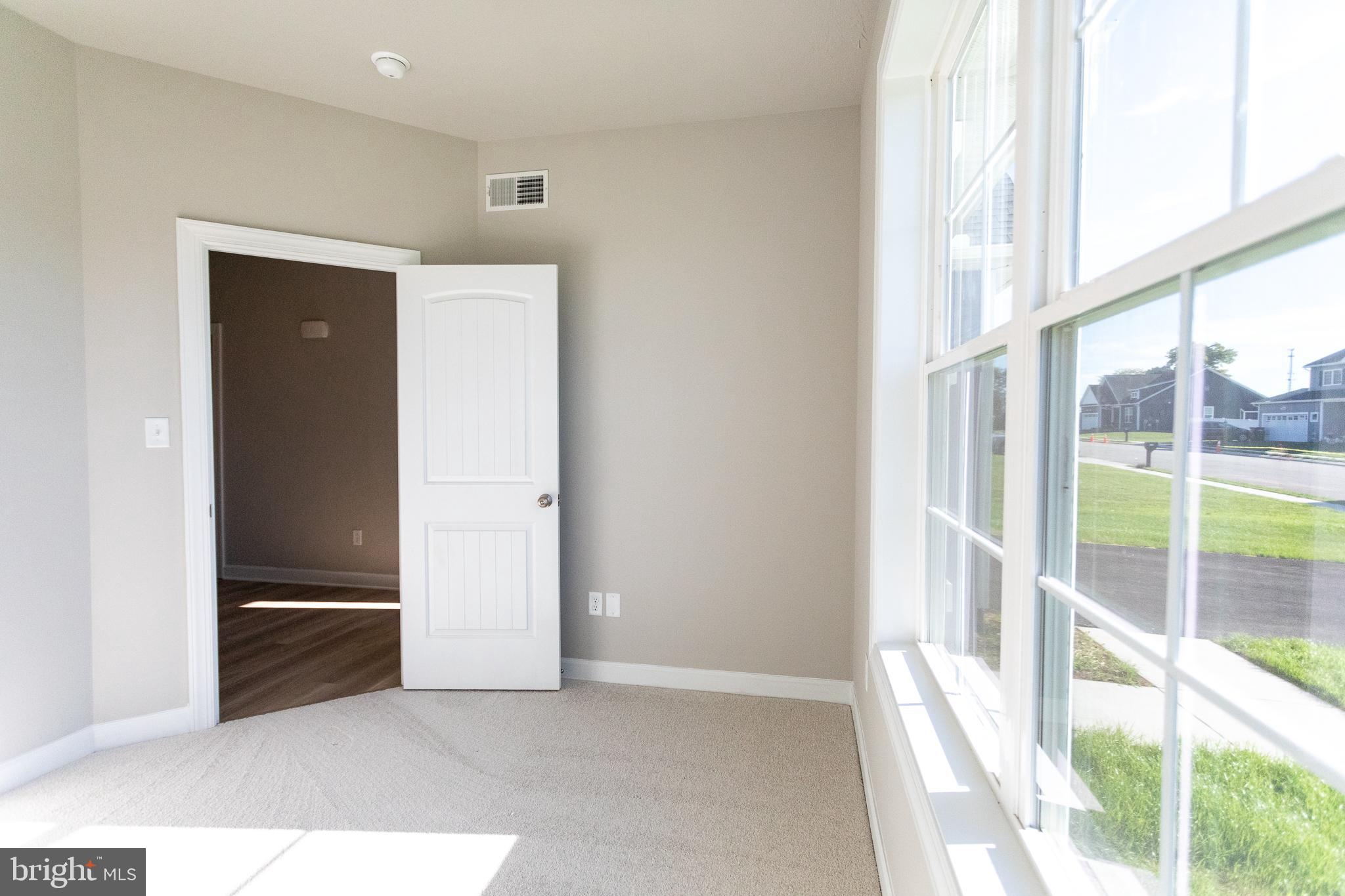 86 Lobell Road, Unit 14 Abbottstown, PA 17301 - Photo 6 of 40 Gallery Image 6