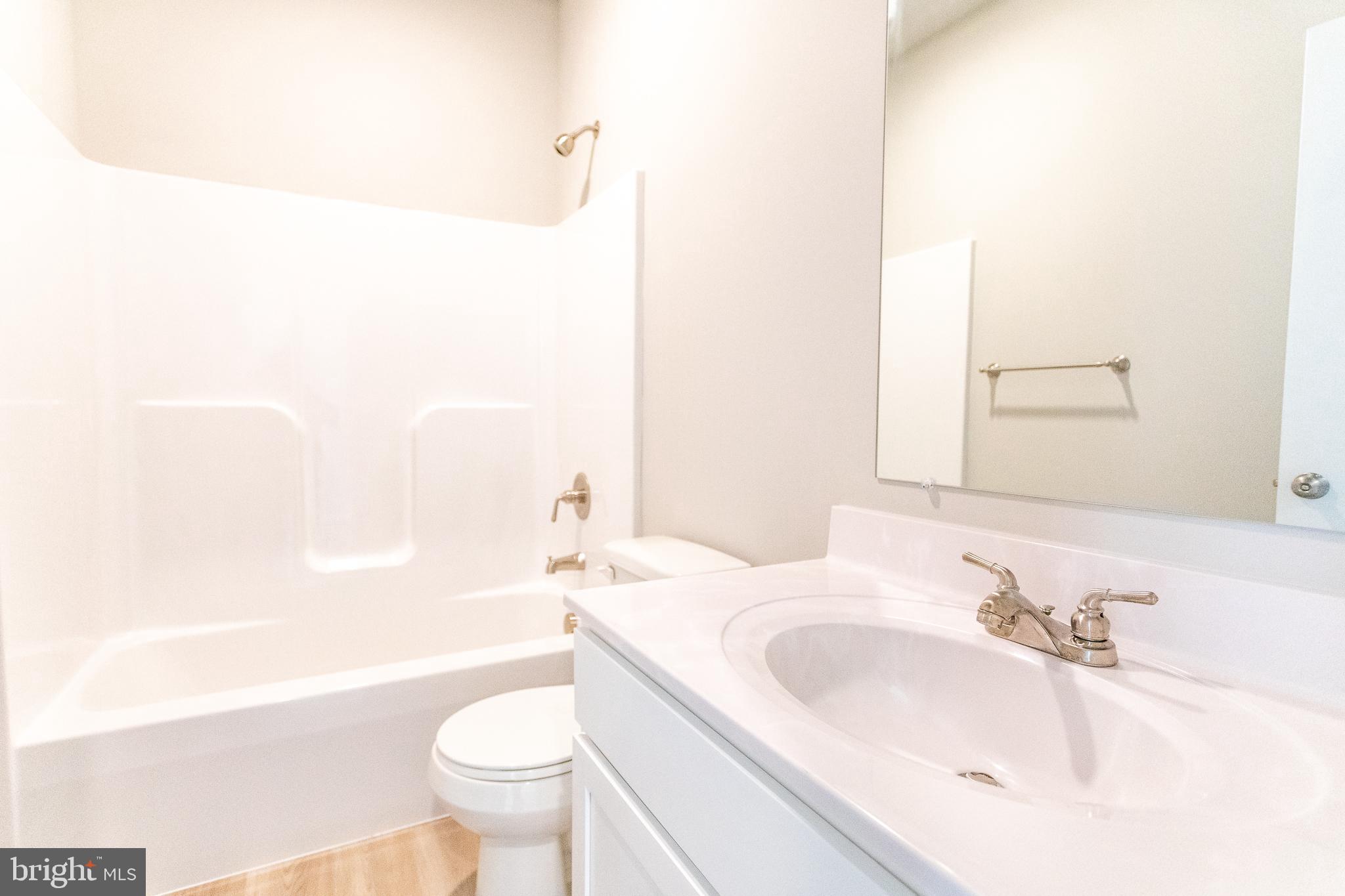 86 Lobell Road, Unit 14 Abbottstown, PA 17301 - Photo 10 of 40 Gallery Image 10