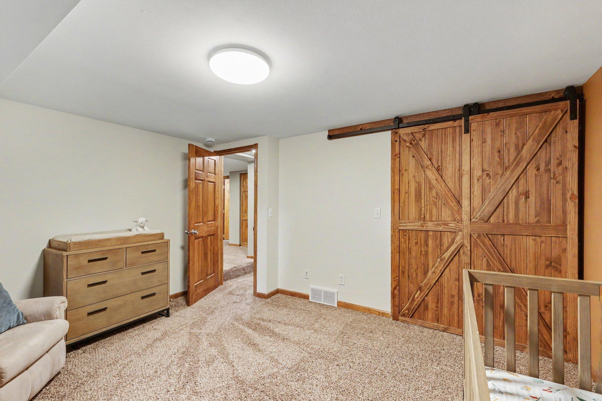 920 North Spring Street Luverne, MN 56156 - Photo 18 of 25