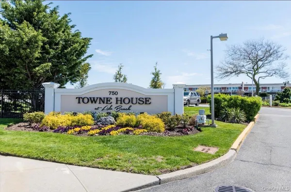 $539,999 | 750 Lido Boulevard, Unit 97A, Lido Beach, NY 11561