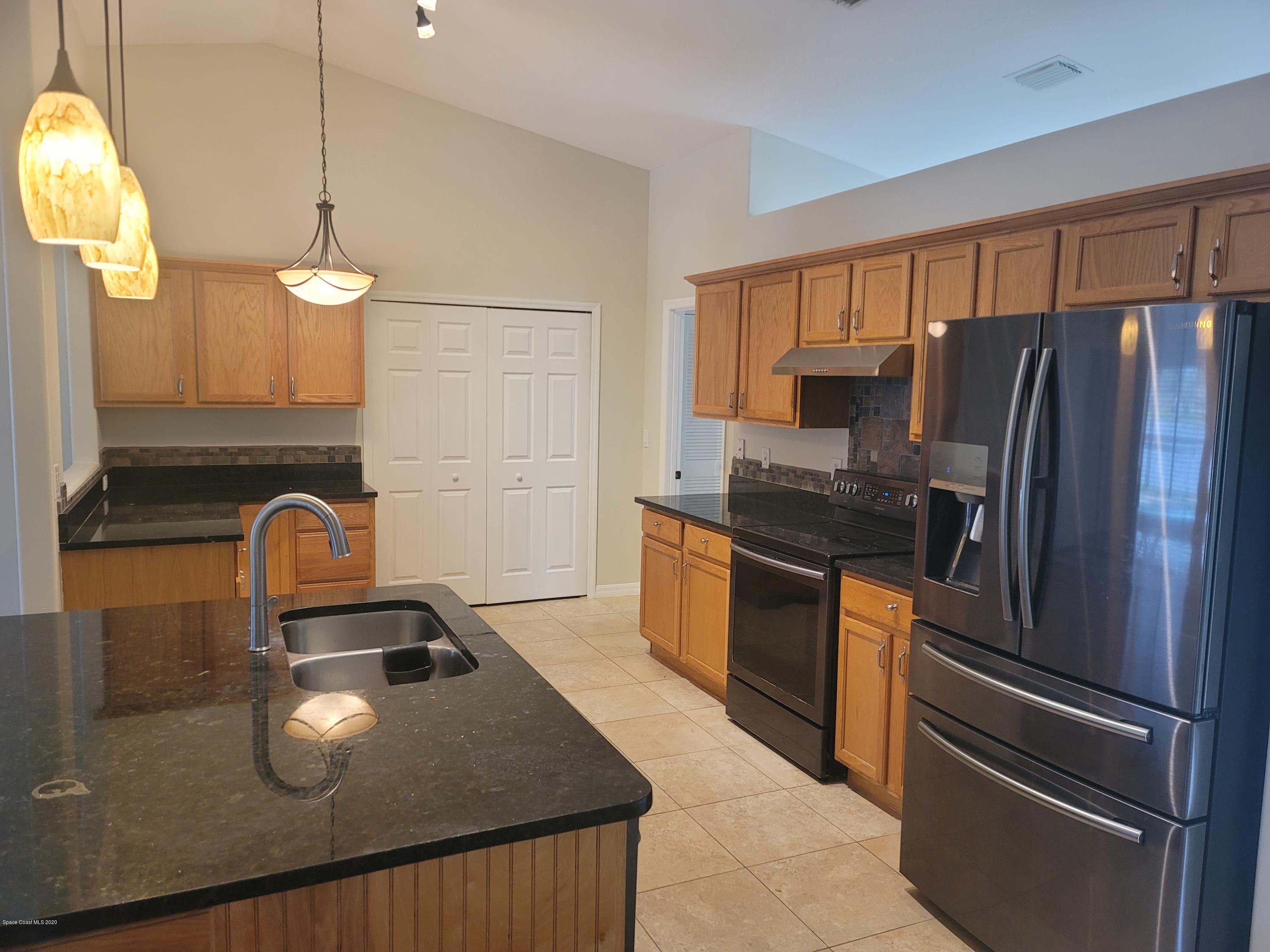 1585 Knoll Ridge Drive Melbourne, FL 32940 - Photo 2 of 29 20200907_134440