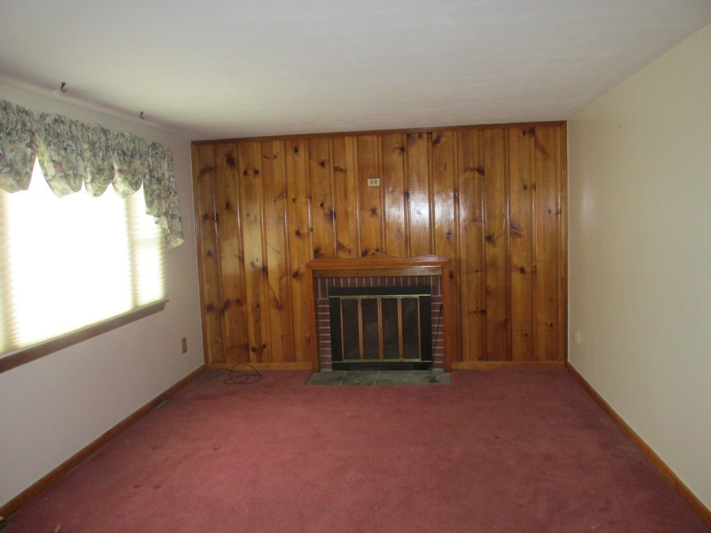 347 Shaker Road Westfield, MA 01085 - Photo 13 of 22 Gallery Image 13