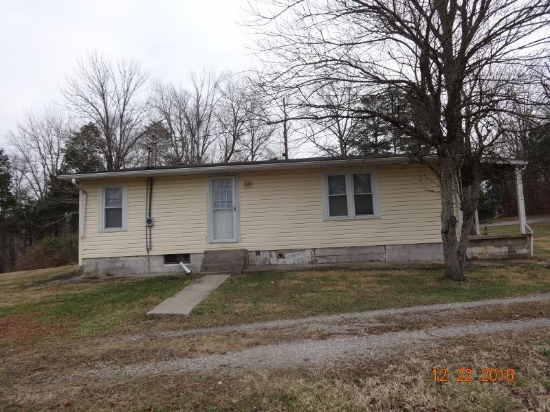 8325 George Southern Road Northeast Georgetown, IN 47122 - Photo 2 of 16