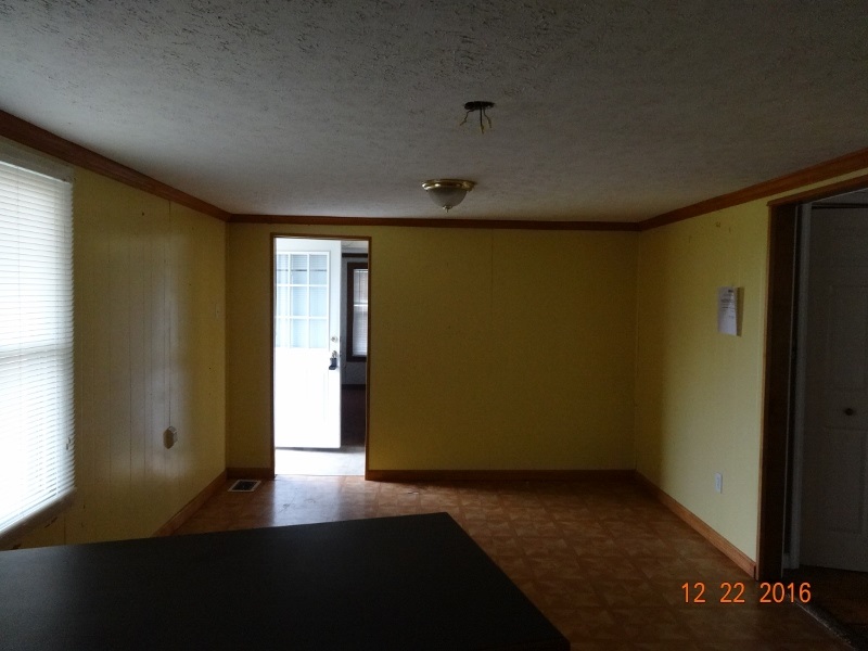 8325 George Southern Road Northeast Georgetown, IN 47122 - Photo 7 of 16