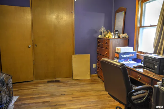 $69,400 | 210 South White Street, Macomb, IL 61455