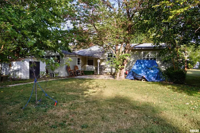 $69,400 | 210 South White Street, Macomb, IL 61455
