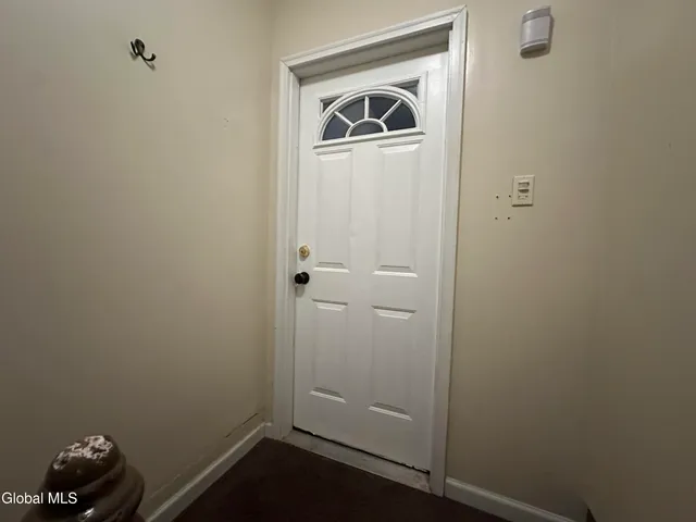 $1,600 | 144 Dove Street, Unit 2, Albany, NY 12202