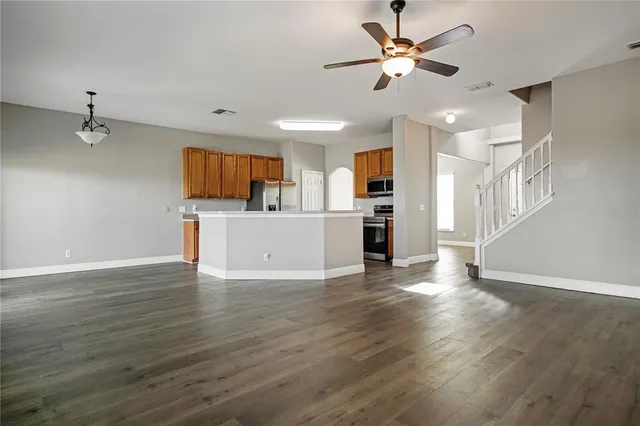 $2,595 | 1405 Vista Del Lago Boulevard, Dundee, FL 33838