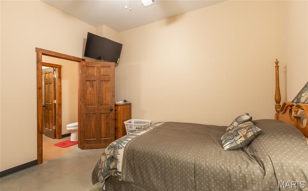 24418 Golden Beach Road Barnett, MO 65011 - Photo 22 of 55