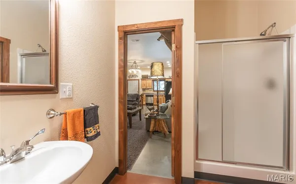 $932,000 | 24418 Golden Beach Road, Barnett, MO 65011