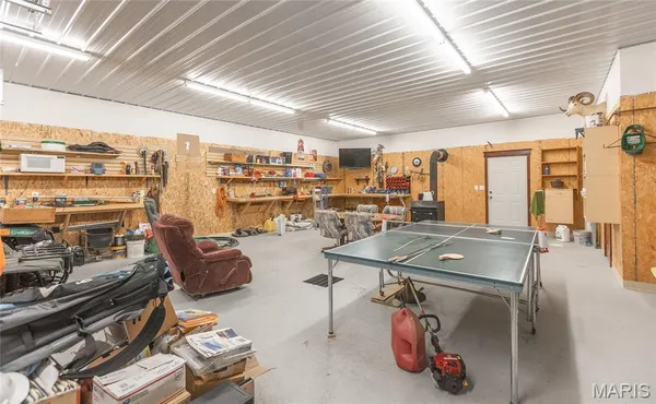 $932,000 | 24418 Golden Beach Road, Barnett, MO 65011