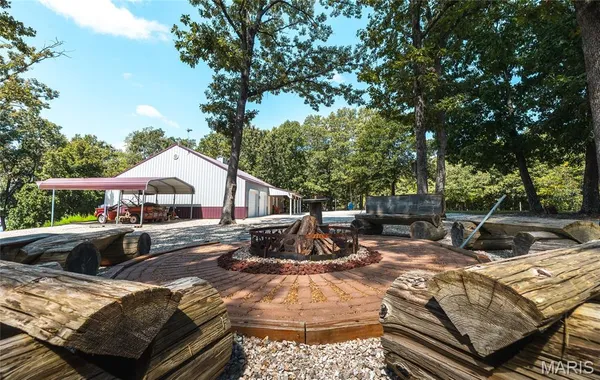 $932,000 | 24418 Golden Beach Road, Barnett, MO 65011