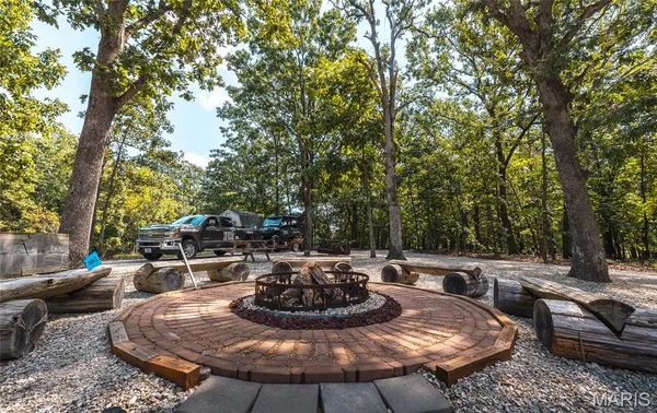 $932,000 | 24418 Golden Beach Road, Barnett, MO 65011