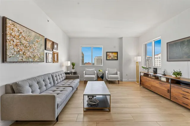 $694,990 | 10 Aragon Avenue, Unit 1107, Coral Gables, FL 33134