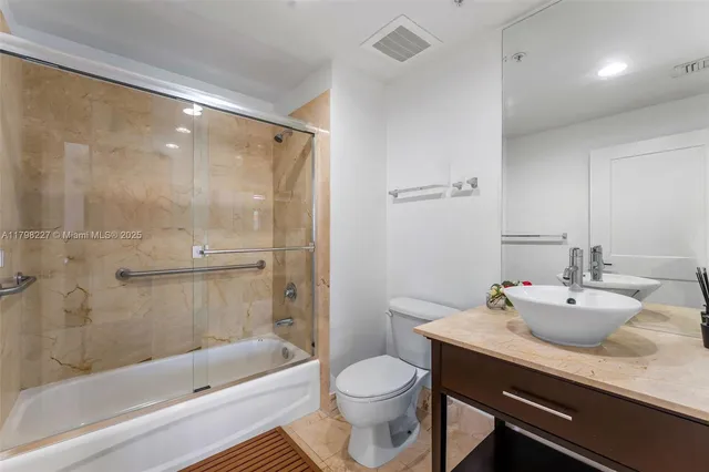 $694,990 | 10 Aragon Avenue, Unit 1107, Coral Gables, FL 33134