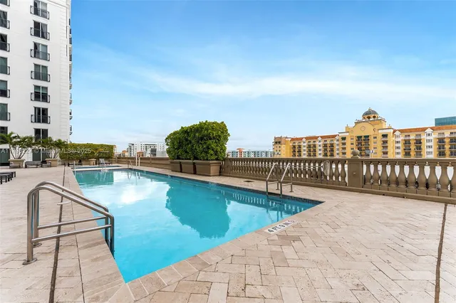 $694,990 | 10 Aragon Avenue, Unit 1107, Coral Gables, FL 33134