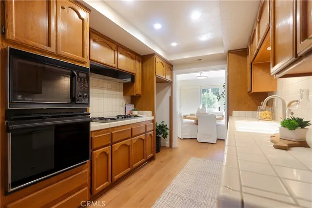 $965,000 | 651 Wakefield Court, Unit 102, Long Beach, CA 90803