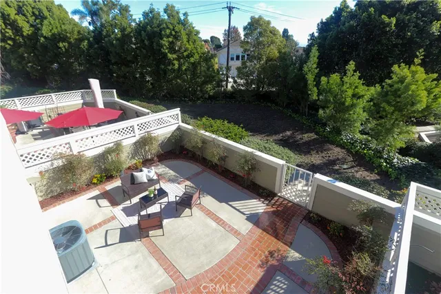 $965,000 | 651 Wakefield Court, Unit 102, Long Beach, CA 90803