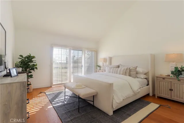 $965,000 | 651 Wakefield Court, Unit 102, Long Beach, CA 90803