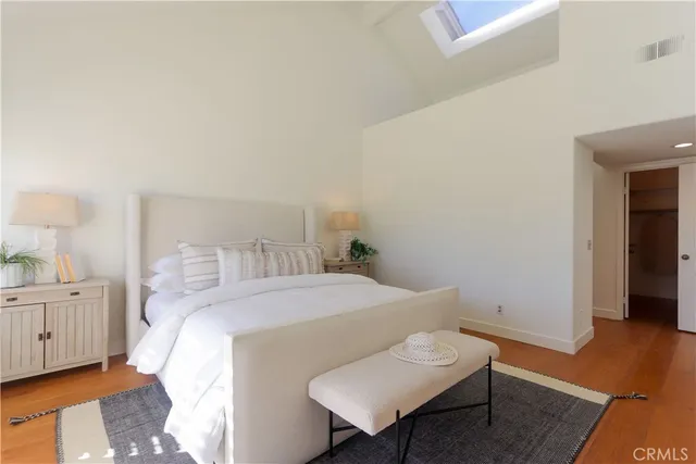 $965,000 | 651 Wakefield Court, Unit 102, Long Beach, CA 90803