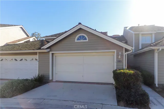 $965,000 | 651 Wakefield Court, Unit 102, Long Beach, CA 90803