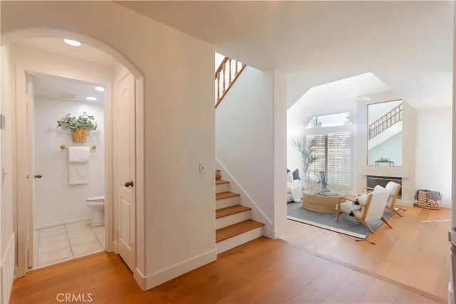 $965,000 | 651 Wakefield Court, Unit 102, Long Beach, CA 90803