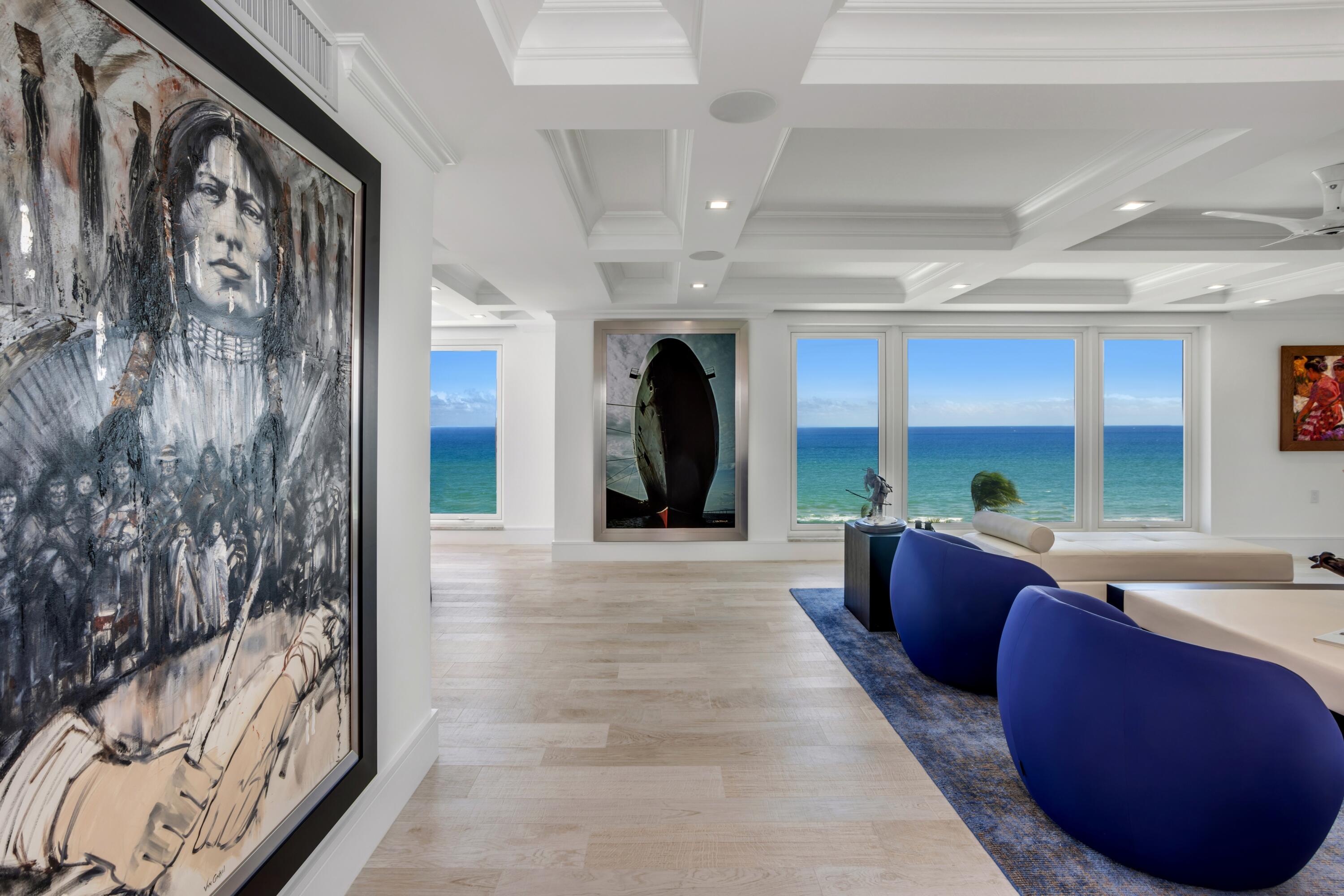 750 South Ocean Boulevard, Unit 6S Boca Raton, FL 33432 - Photo 4 of 40 FOYER TO LIVING ROOM