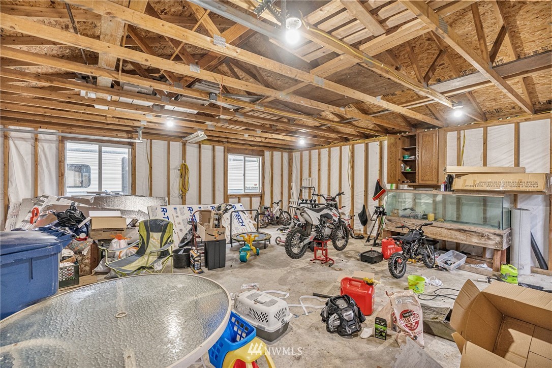 40822 Dorman Road Gold Bar, WA 98251 - Photo 29 of 34 a very nice looking room with gym equipment