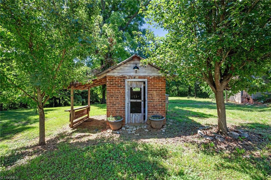 1028 Gladstone Road Mocksville, NC 27028 - Photo 22 of 28