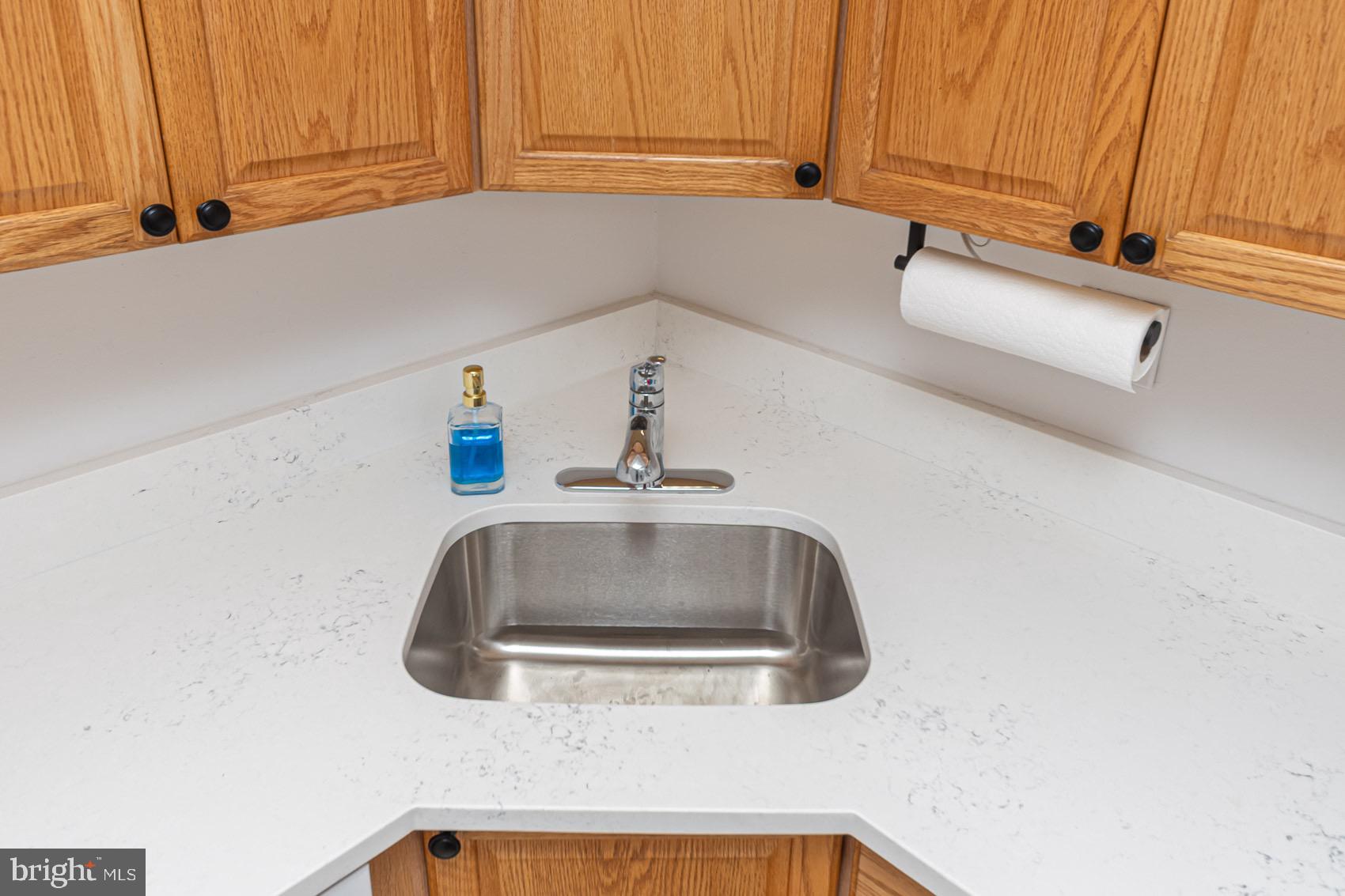 706 Riley Court Westminster, MD 21158 - Photo 20 of 61 New Quartz Countertops and Deep Sink!
