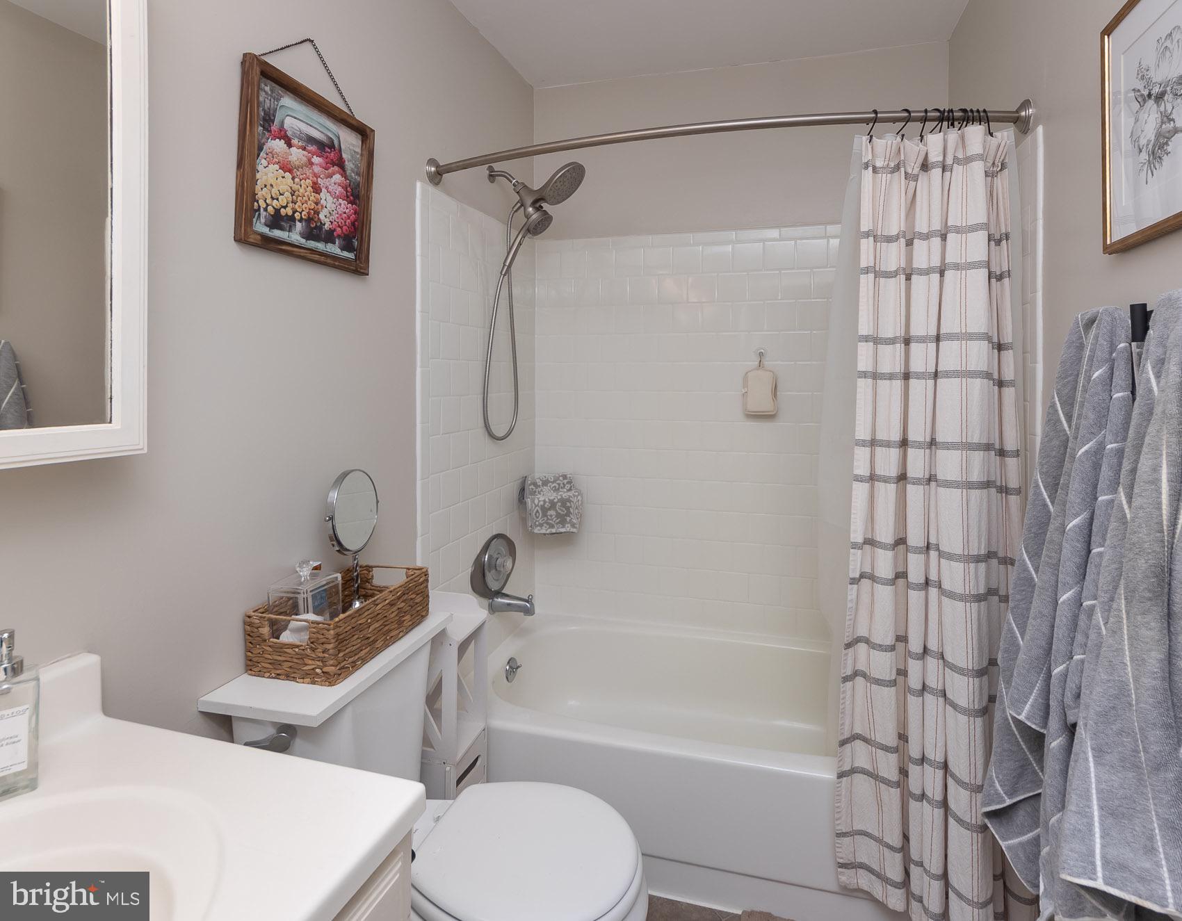 706 Riley Court Westminster, MD 21158 - Photo 49 of 61 Updated Upper Level Full Bath