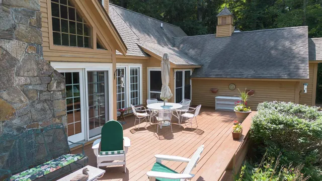 $1,040,000 | 1189 Cole Pond Road, Jamaica, VT 05343