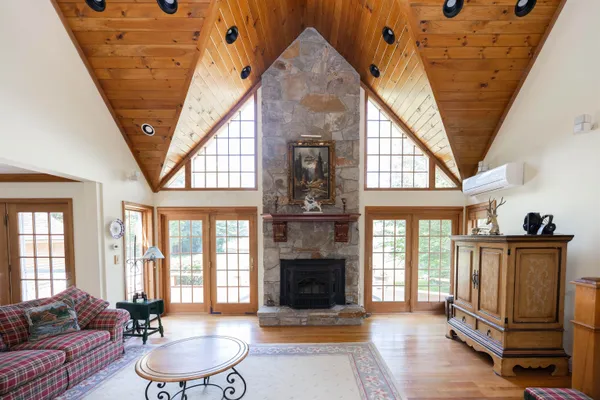 $1,040,000 | 1189 Cole Pond Road, Jamaica, VT 05343