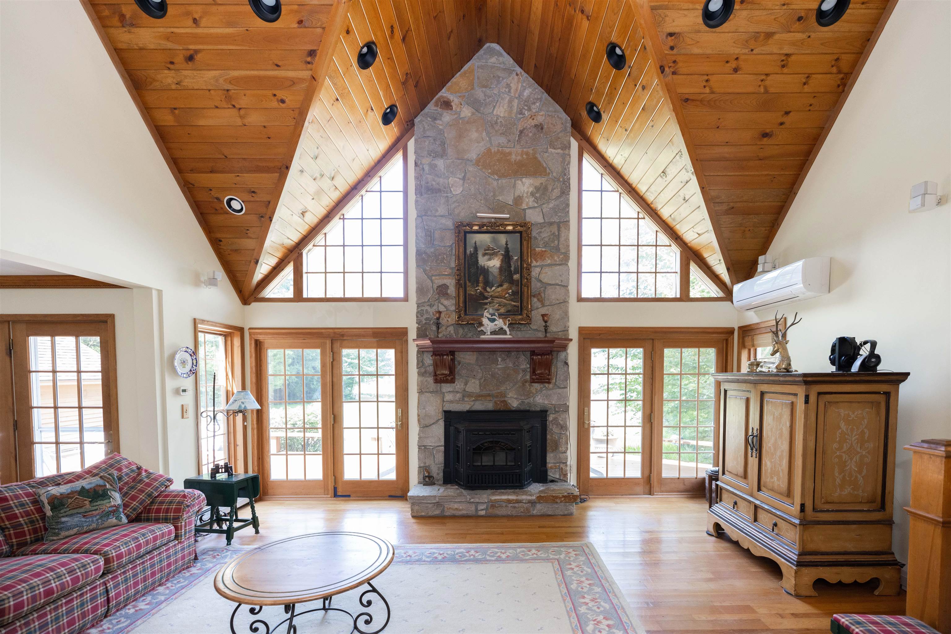 1189 Cole Pond Road Jamaica, VT 05343 - Photo 10 of 30