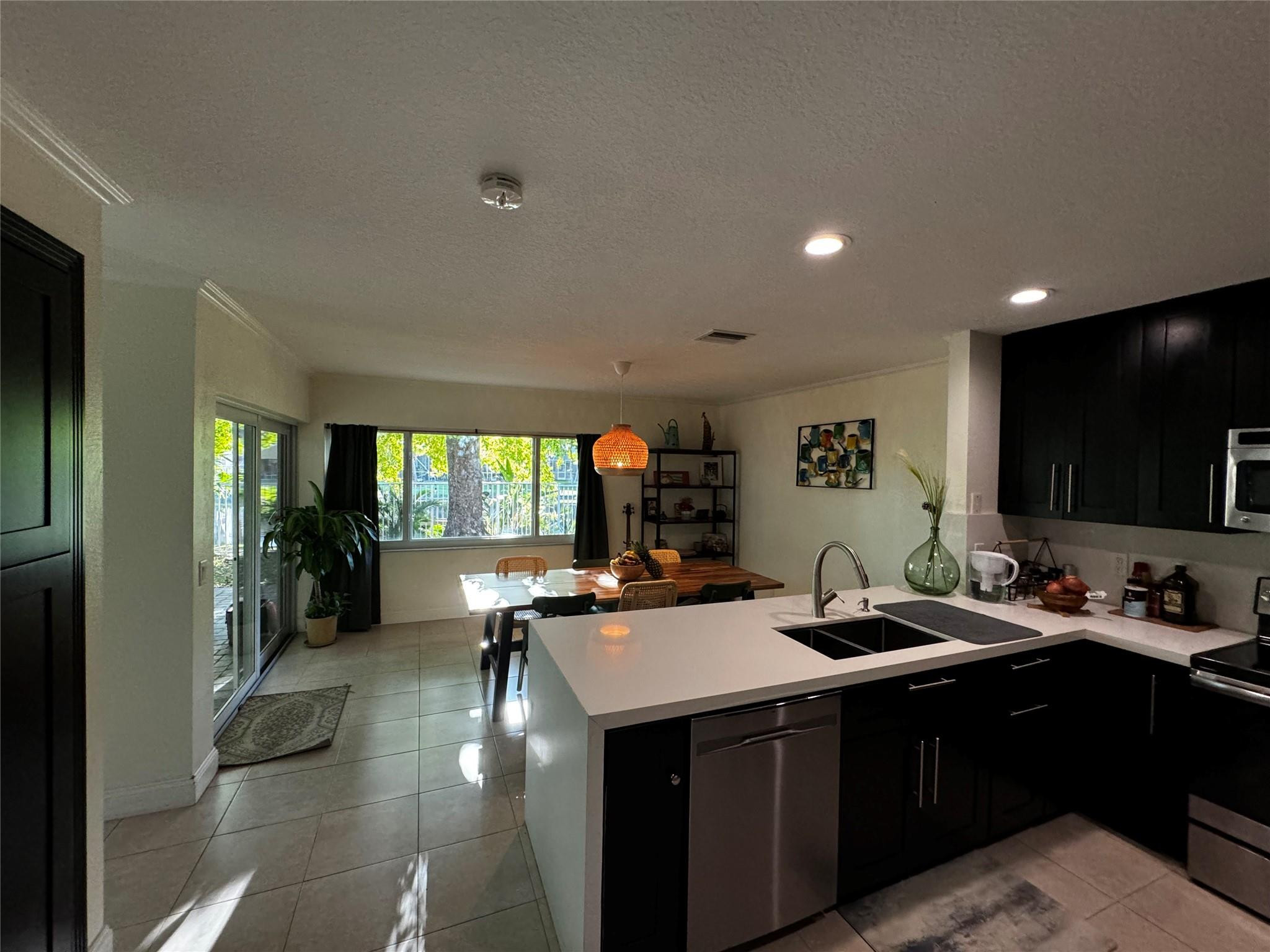 1550 Seabay Road Weston, FL 33326 - Photo 7 of 22 KITCHEN