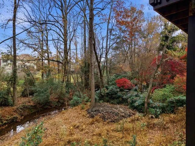 $660,000 | 5635 Ashewoode Downs Drive, Alpharetta, GA 30005