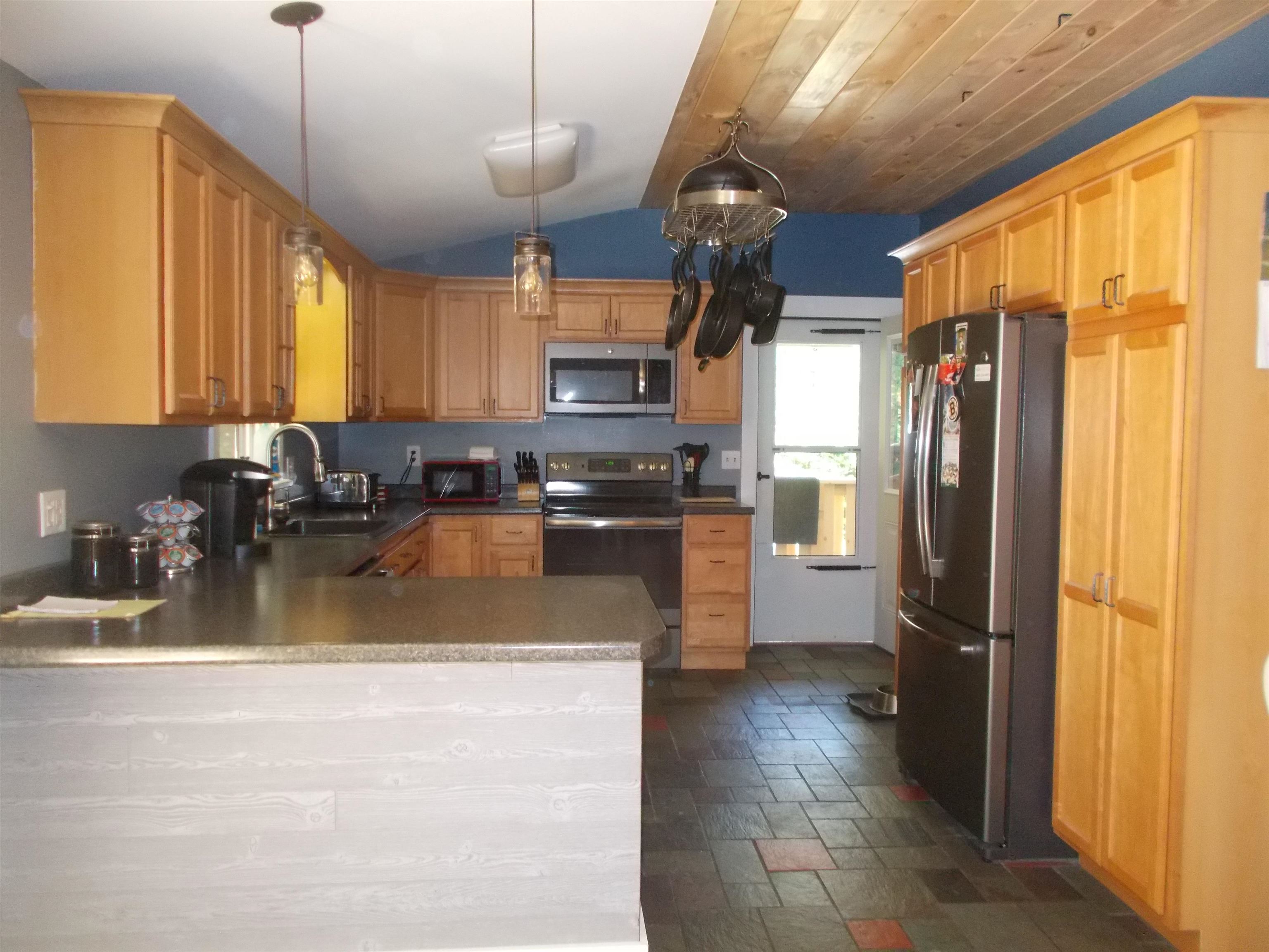 22 Extension Road Strafford, NH 03884 - Photo 8 of 16